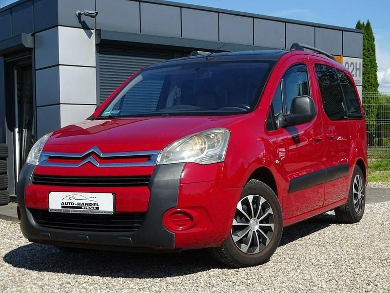 Czerwony Używany 2009 Citroën Berlingo Minivan | 17 900 zł (Uczciwa cena) - Obraz 1/4
