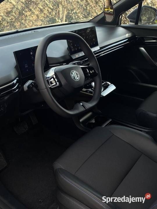 Używany MG MG4 EV Luxury 2023 Hatchback