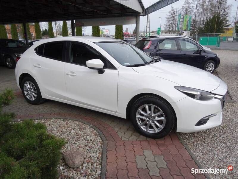 Używany Mazda 3 120 KM (88 kW) 2017 Biały Hatchback
