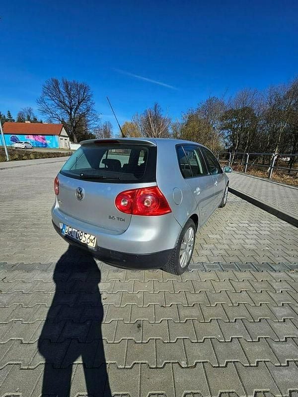 Używany VW Golf V 140 KM (102 kW) 2007 Srebrny Hatchback