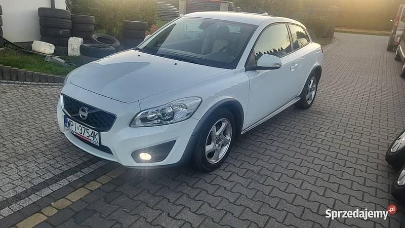 Biały Używany 2011 Volvo C30 Hatchback | 18 900 zł (Uczciwa cena) - Obraz 1/4