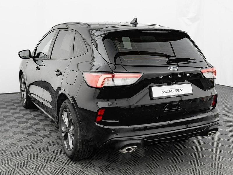 Używany Ford Kuga Titanium 150 KM (110 kW) 2022 Czarny SUV