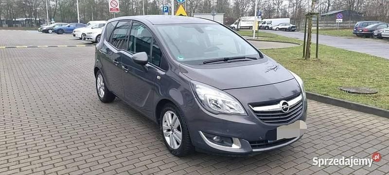 Szary Używany 2015 Opel Meriva Minivan | 26 900 zł (Uczciwa cena) - Obraz 1/4