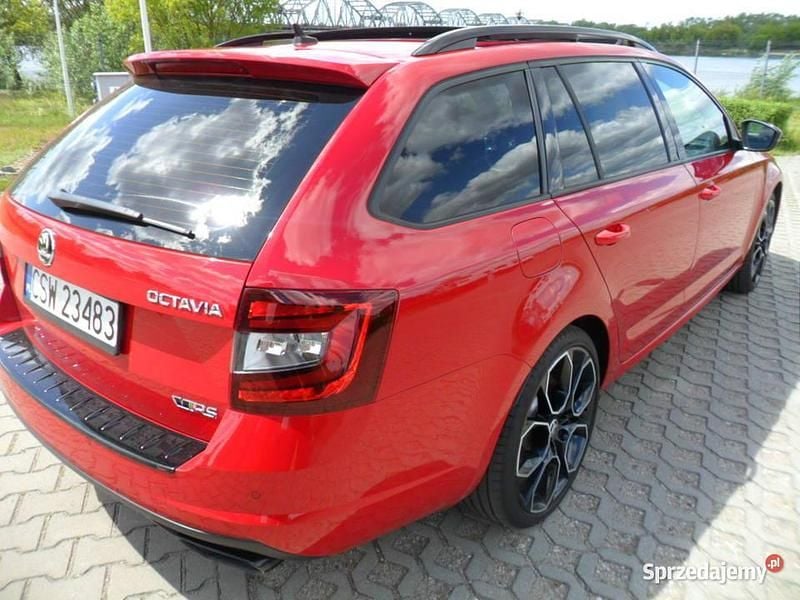 Używany Skoda Octavia vRS 2018 Czerwony Kombi