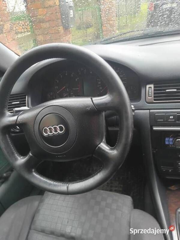 Czarny Używany 1998 Audi A6 Sedan/Limuzyna | 3000 zł (Uczciwa cena) - Obraz 1/4