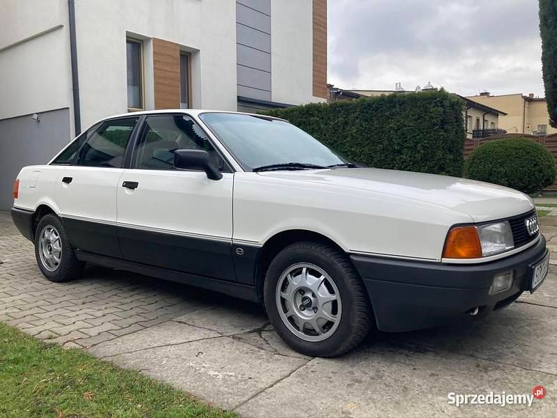 Biały Używany 1990 Audi 80 Sedan/Limuzyna | 12 800 zł - Obraz 1/4