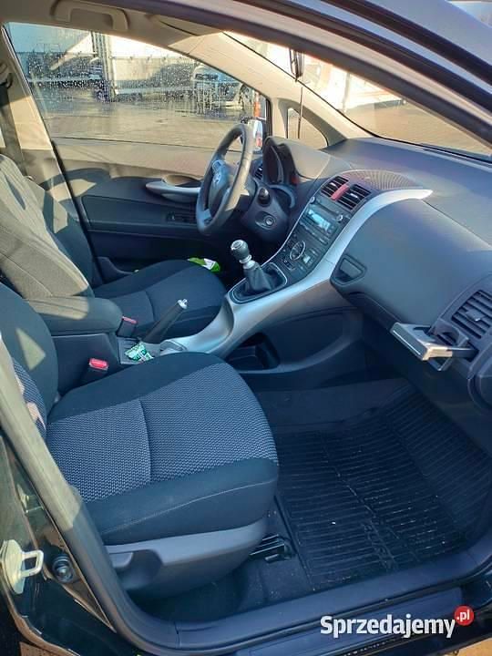 Używany Toyota Auris 2010 Hatchback