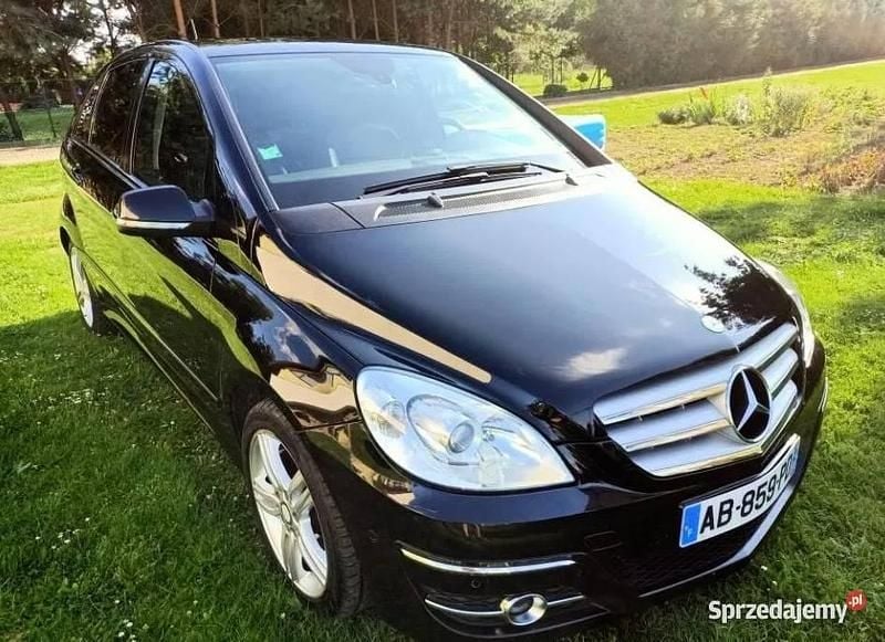 Używany Mercedes B200 2008 Czarny Minivan