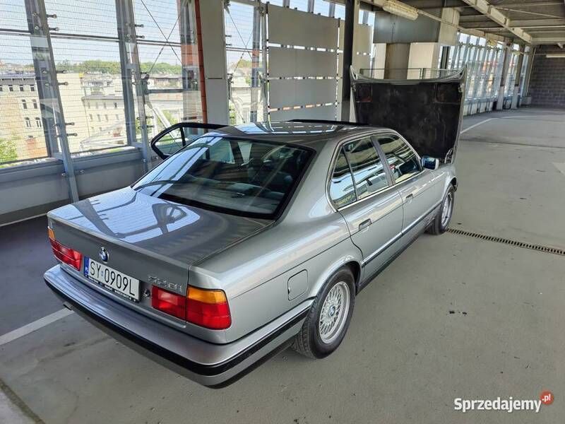 Szary Używany 1988 BMW 520 Sedan/Limuzyna | 36 999 zł - Obraz 1/4