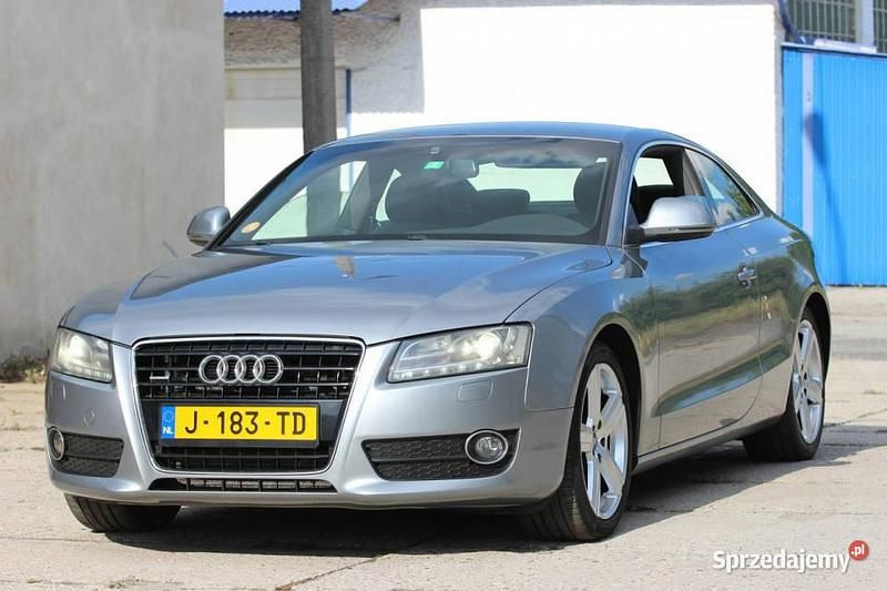 Używany Audi A5 Comfort 240 KM (176 kW) 2007 Srebrny (metalik) Coupe