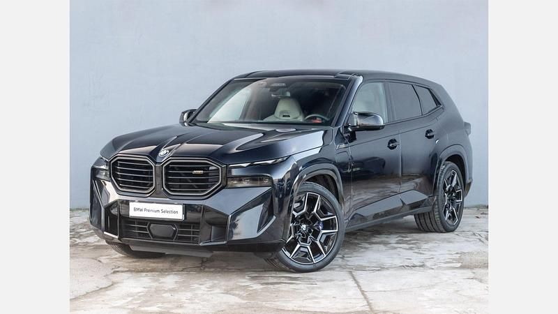 Czarny carbon m metalizowany Używany 2023 BMW XM Comfort Edition SUV | 489 900 zł - Obraz 1/3