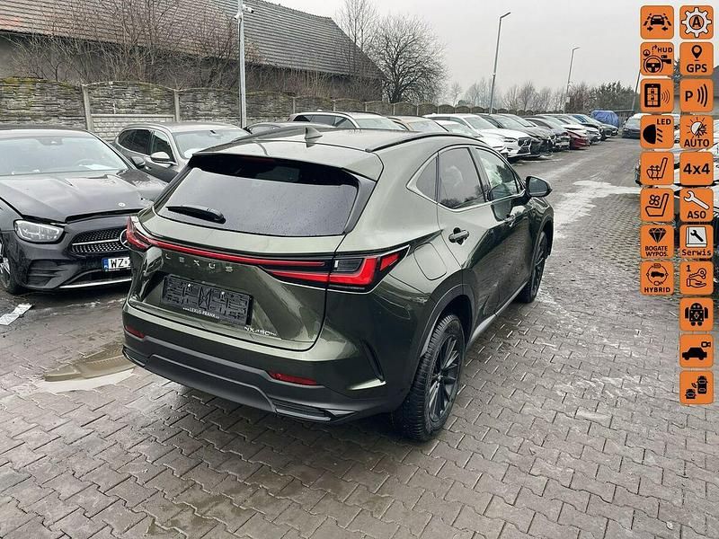Zielony Używany 2025 Lexus NX450h+ SUV | 119 900 zł - Obraz 1/4