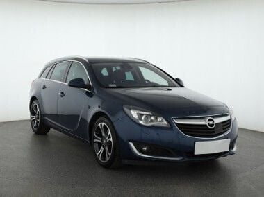 Niebieski Używany 2017 Opel Insignia Kombi | 49 999 zł (Uczciwa cena) - Obraz 1/4
