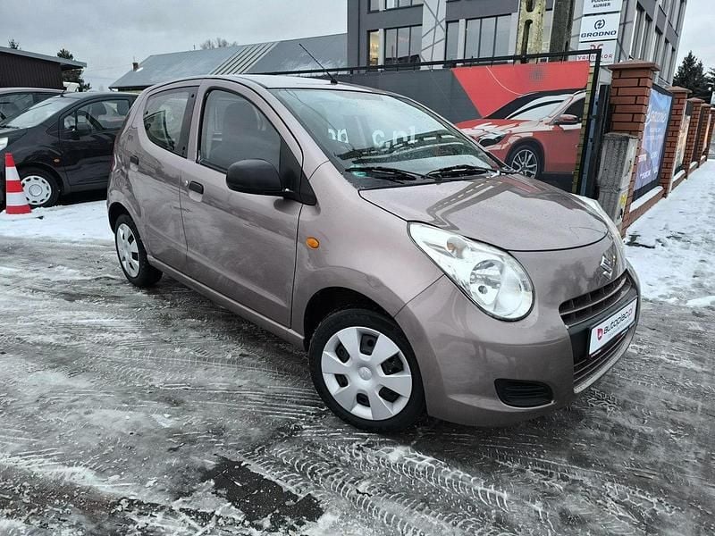 Używany Suzuki Alto 65 KM (47 kW) 2012 Inny (metalik, perła) Hatchback