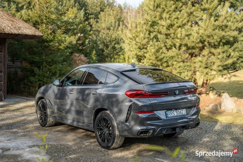 Szary (metalik) Używany 2023 BMW X6 Sport Line SUV | 399 999 zł - Obraz 1/4