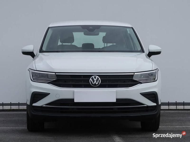 Biały Używany 2020 VW Tiguan SUV | 87 999 zł (Dobra cena) - Obraz 1/4