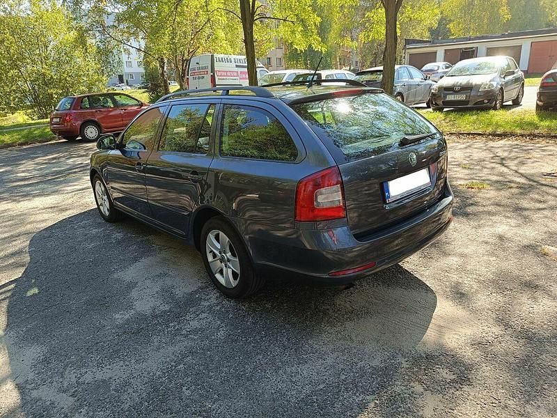 Używany Skoda Octavia Elegance 2011 Szary Kombi