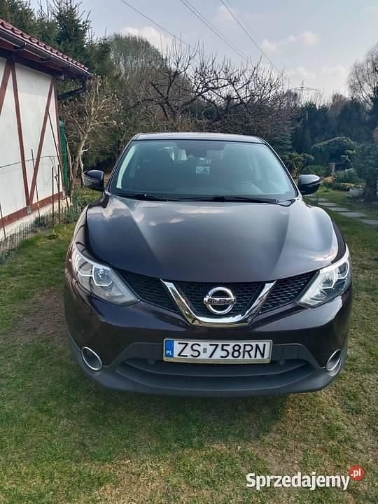 Brązowy Używany 2015 Nissan Qashqai SUV | 40 000 zł (Dobra cena) - Obraz 1/4