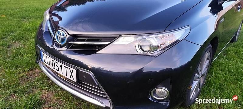 Używany 2013 Toyota Auris Hybrid | 41 500 zł (Uczciwa cena) - Obraz 1/4