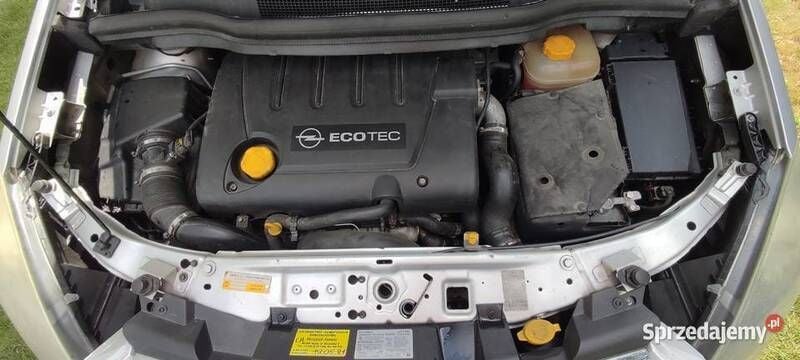 Srebrny Używany 2007 Opel Zafira Minivan | 7500 zł (Uczciwa cena) - Obraz 1/4