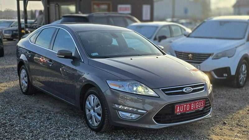 Używany Ford Mondeo 163 KM (119 kW) 2014 Szary Hatchback