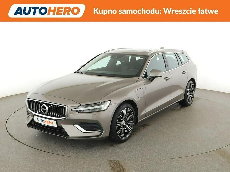 Używany Volvo V60 Inscription 341 KM (250 kW) 2020 Szary Kombi