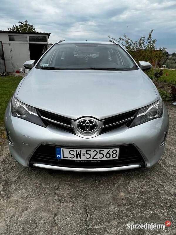 Używany 2013 Toyota Auris | 37 000 zł (Drogi) - Obraz 1/4