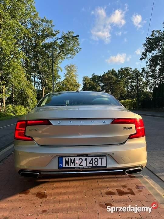 Używany Volvo S90 2017 Złoty Sedan/Limuzyna