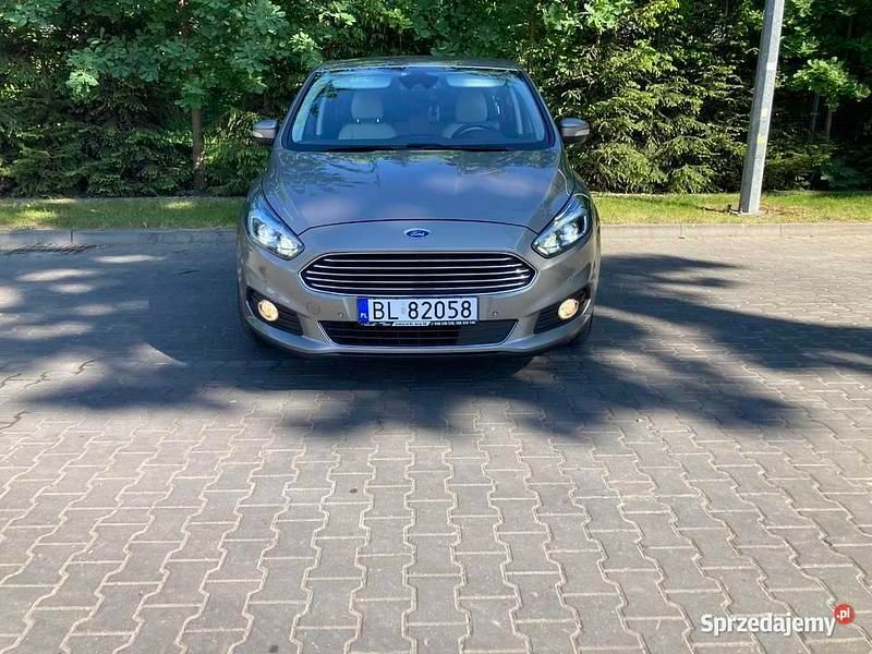 Używany Ford S-MAX S 2016 Minivan