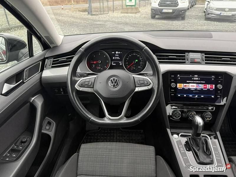 Używany VW Passat Business 150 KM (110 kW) 2020 Czarny Sedan/Limuzyna