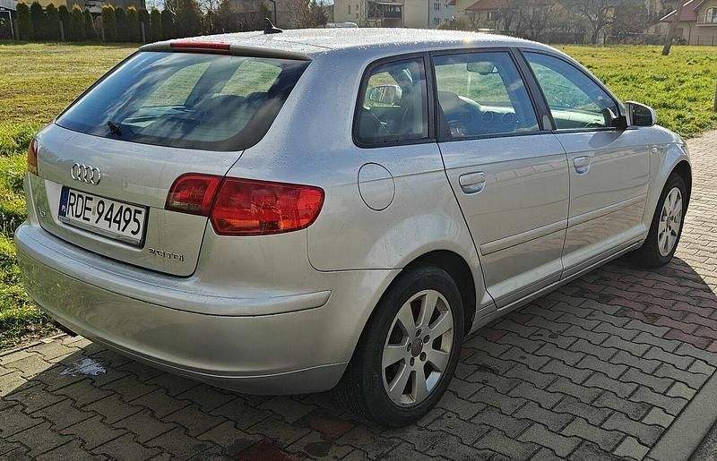 Używany Audi A3 Sportback 2006 Srebrny Hatchback