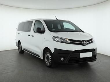Biały Używany 2022 Toyota Proace Van | 97 999 zł (Uczciwa cena) - Obraz 1/4