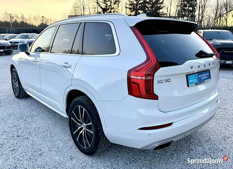 Używany Volvo XC90 235 KM (172 kW) 2020 Biały SUV