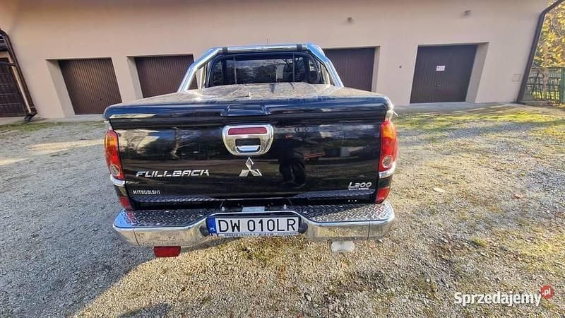 Używany Mitsubishi L200 2011 Pickup