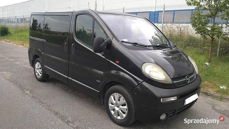 Czarny Używany 2005 Opel Vivaro Van | 12 900 zł (Super Cena) - Obraz 1/4