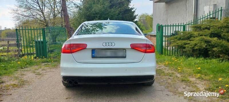 Biały Używany 2014 Audi A4 S-Line Sedan/Limuzyna | 45 000 zł - Obraz 1/4