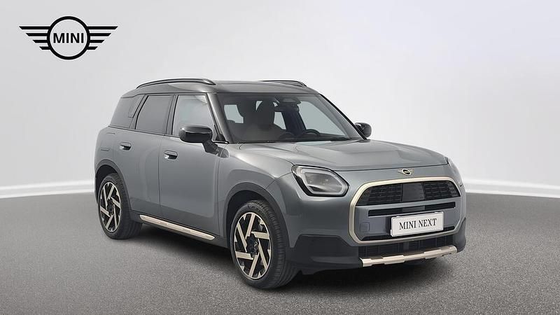 Smokey green metalizowany Używany 2025 Mini Countryman SUV | 164 900 zł (Uczciwa cena) - Obraz 1/4