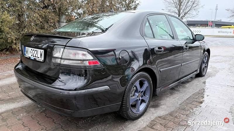 Używany Saab 9-3 150 KM (110 kW) 2004 Czarny Sedan/Limuzyna