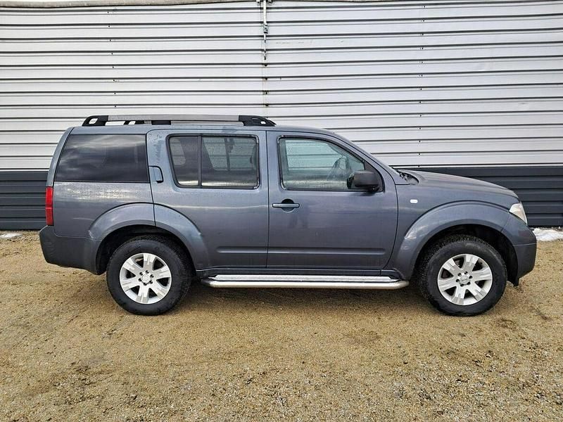 Używany Nissan Pathfinder 2006 Czarny SUV