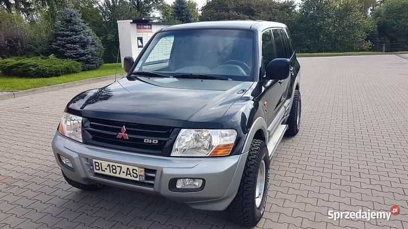 Używany Mitsubishi Pajero 2002 Czarny SUV