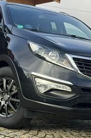 Używany Kia Sportage 135 KM (99 kW) 2012 Czarny metalik SUV