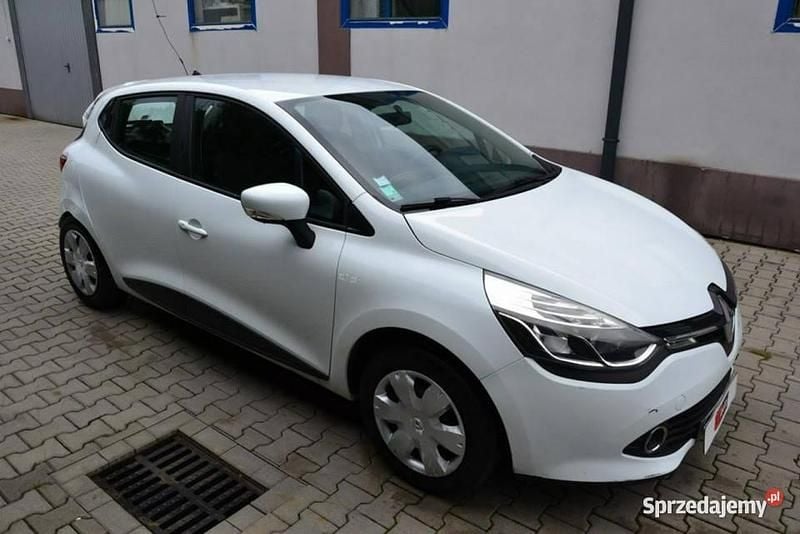 Biały Używany 2016 Renault Clio IV Hatchback | 13 500 zł - Obraz 1/4