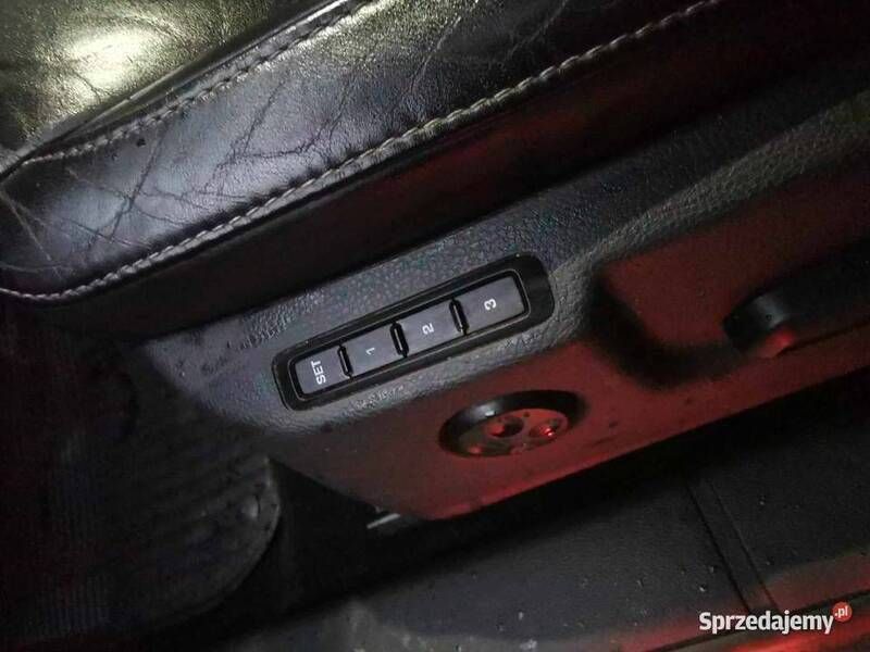 Używany Skoda Superb 2011 Srebrny Sedan/Limuzyna