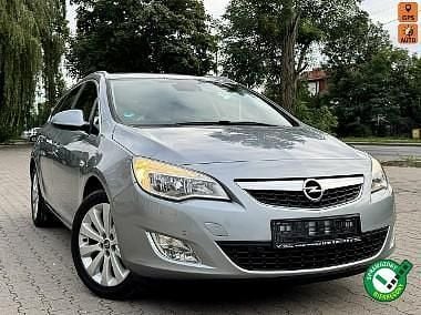 Szary (metalik) Używany 2011 Opel Astra Kombi | 16 900 zł (Dobra cena) - Obraz 1/4