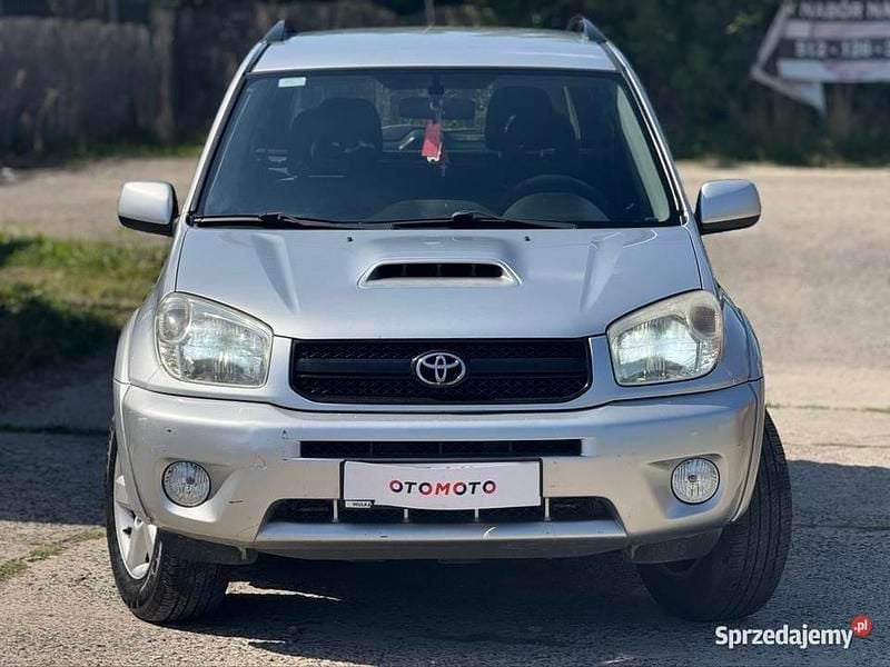 Srebrny Używany 2004 Toyota RAV4 SUV | 14 900 zł (Uczciwa cena) - Obraz 1/4