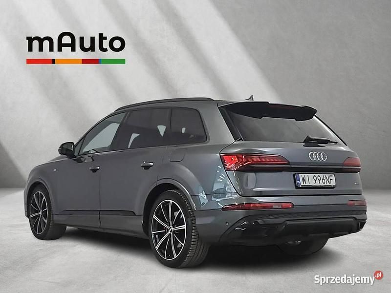 Używany Audi Q7 S-Line 340 KM (250 kW) 2023 Szary SUV