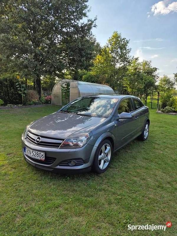 Szary Używany 2005 Opel Astra GTC | 14 500 zł (Dość drogi) - Obraz 1/4