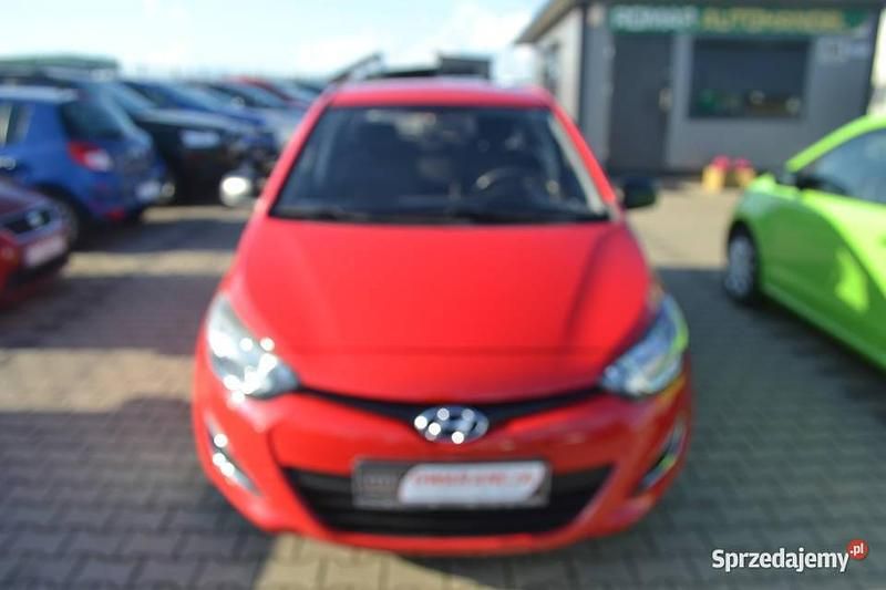 Czerwony Używany 2013 Hyundai i20 Hatchback | 17 900 zł (Dobra cena) - Obraz 1/4