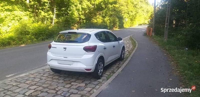 Biały Używany 2022 Dacia Sandero Hatchback | 39 900 zł (Super Cena) - Obraz 1/4
