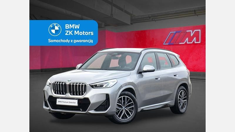 Srebrny space metalizowany Używany 2025 BMW X1 Luxury Line SUV | 172 900 zł (Dobra cena) - Obraz 1/3